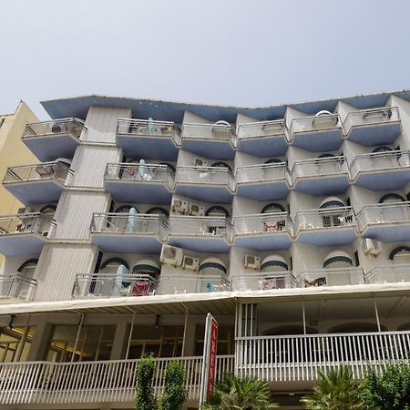 Hotel Arena Cattolica Exterior photo