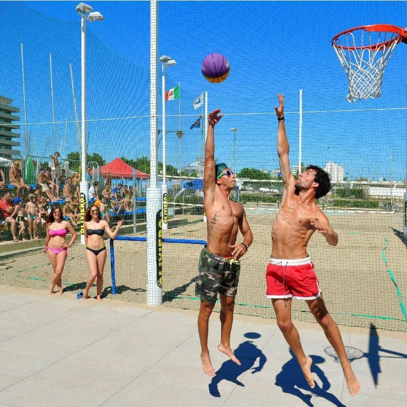 Hotel Arena Cattolica Exterior photo