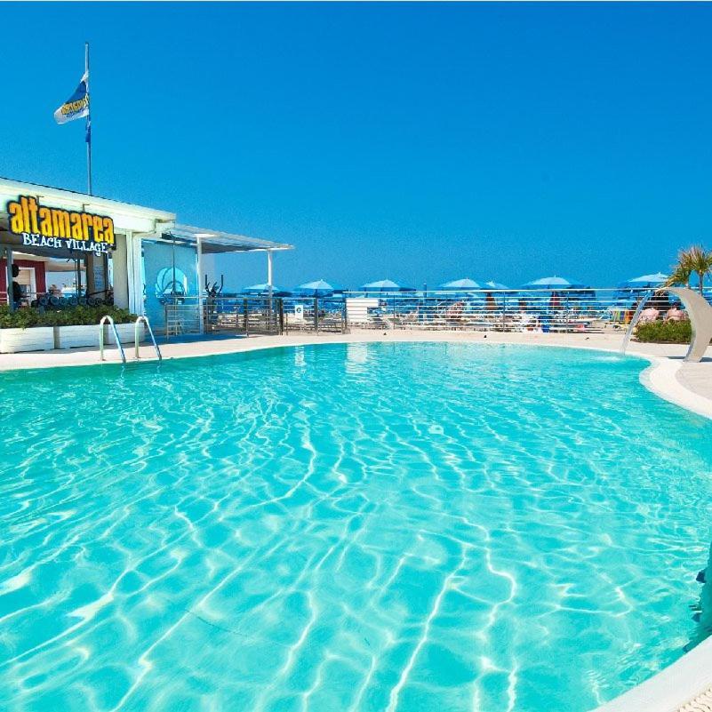 Hotel Arena Cattolica Exterior photo